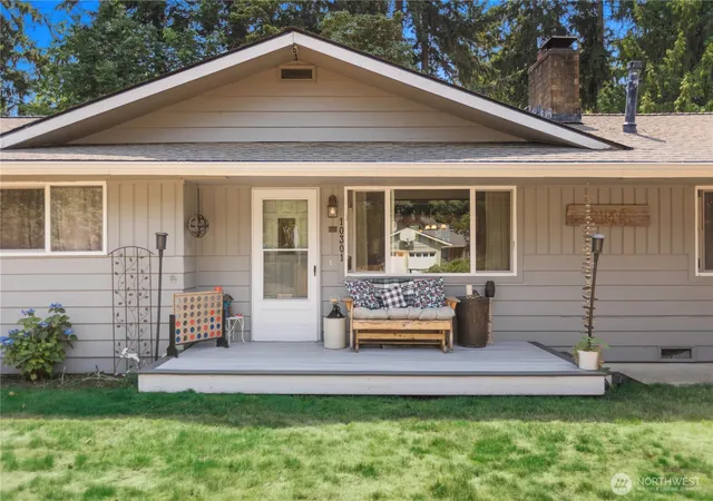 Photo 3 of Single family home for sale at 10301 Ne 136th Place, Kirkland, WA 98034 | MLS# NWM2560483 | Listing updated on 2026-09-24