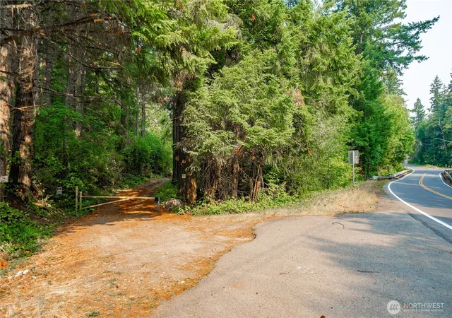 Photo 1 of Sale Pending at 14333 Beaver Dr Se, Rainier, WA 98576 | MLS# NWM2560493 | Listing updated on 2026-09-25