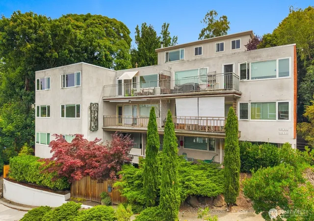 Photo 2 of Condo for sale at 632 13th Avenue E #19, Seattle, WA 98102 | MLS# NWM2560496 | Listing updated on 2026-10-01