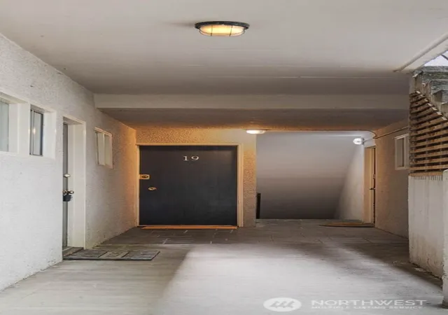Photo 4 of Condo for sale at 632 13th Avenue E #19, Seattle, WA 98102 | MLS# NWM2560496 | Listing updated on 2026-10-01