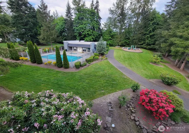 Photo 3 of Condo for sale at 4641 W Lake Sammamish Pkwy Se #F305, Issaquah, WA 98027 | MLS# NWM2560503 | Listing updated on 2026-09-23