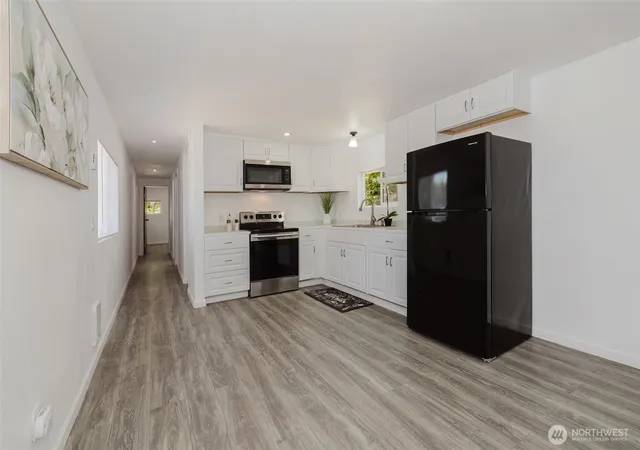 Photo 3 of Manufactured home for sale at 15503 Cedar Park Rd Se #35C, Olalla, WA 98359 | MLS# NWM2560513 | Listing updated on 2026-09-23
