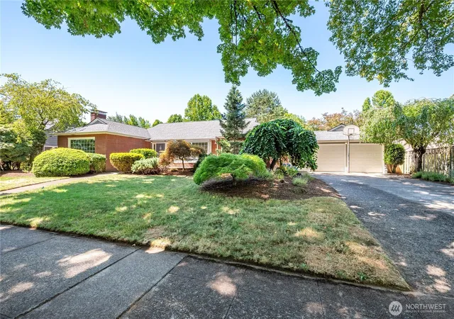Photo 1 of Single family home for sale at 1327 18th Avenue, Longview, WA 98632 | MLS# NWM2560526 | Listing updated on 2026-09-26