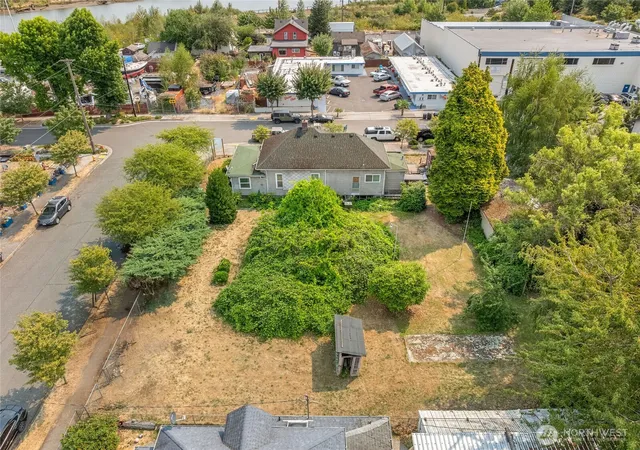 Photo 2 of Single family home for sale at 1445 S Cloverdale St, Seattle, WA 98108 | MLS# NWM2560546 | Listing updated on 2026-09-23