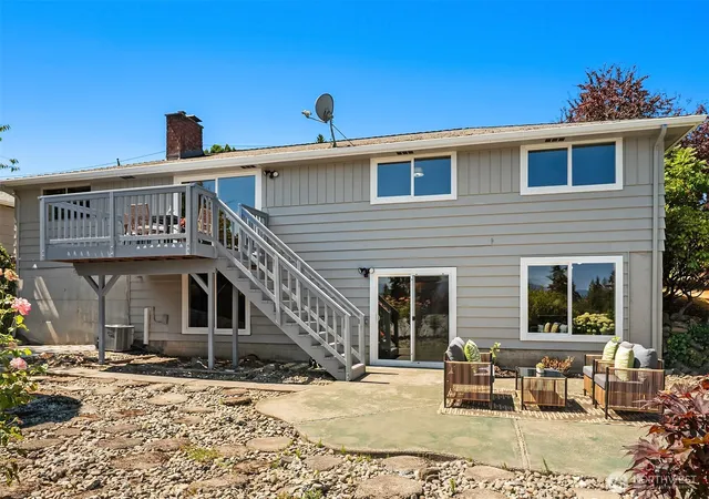 Photo 1 of Sale Pending at 17914 50th Avenue S, Sea Tac, WA 98188 | MLS# NWM2560553 | Listing updated on 2026-09-25