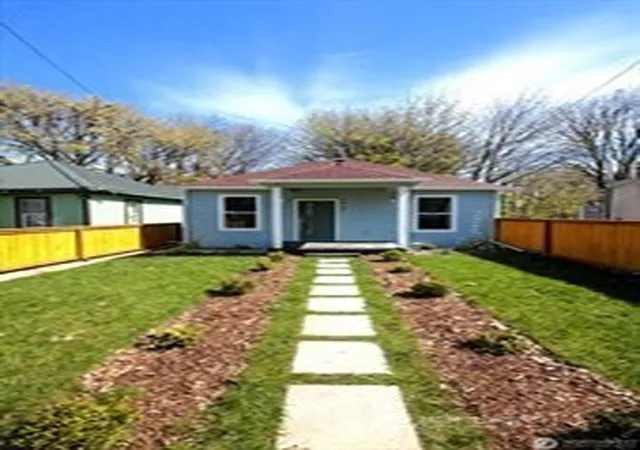 Photo 2 of Single family home for sale at 7537 S Dillard Ave, Concrete, WA 98237 | MLS# NWM2560574 | Listing updated on 2026-09-23