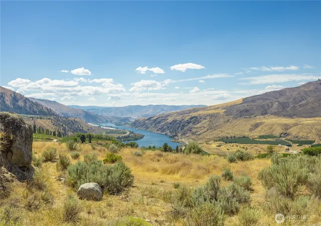 Photo 1 of Land for sale at 0 Nhn Chelan Hills Rd, Orondo, WA 98843 | MLS# NWM2560578 | Listing updated on 2026-09-23