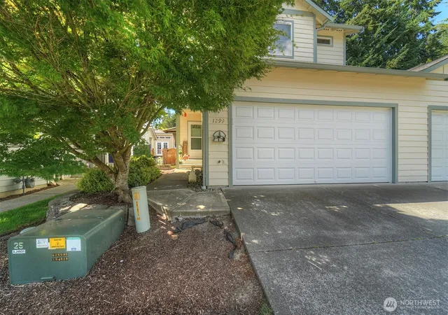 Photo 1 of Townhouse for sale at 1299 Nw Amanda Loop, Silverdale, WA 98383 | MLS# NWM2560585 | Listing updated on 2026-09-23