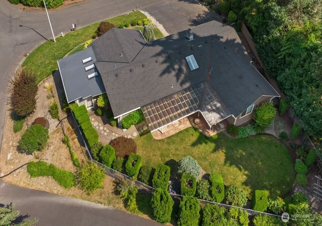 Photo 4 of Sale Pending at 6518 41st Avenue, Gig Harbor, WA 98335 | MLS# NWM2560586 | Listing updated on 2026-09-21