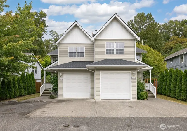 Photo 3 of Sale Pending at 1826 Valencia St, Bellingham, WA 98229 | MLS# NWM2560608 | Listing updated on 2026-09-24