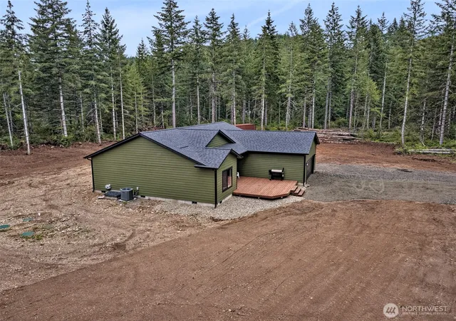 Photo 4 of Single family home for sale at 19 Raven Ln, Elma, WA 98541 | MLS# NWM2560629 | Listing updated on 2026-09-23