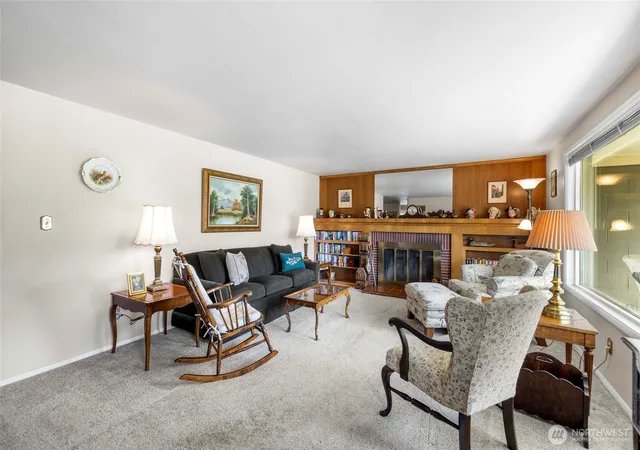 Photo 4 of Sale Pending at 1013 S 15th Street, Mount Vernon, WA 98274 | MLS# NWM2560630 | Listing updated on 2026-09-25