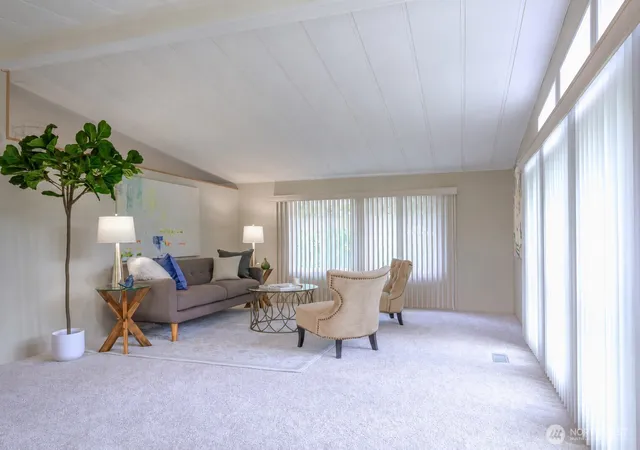 Photo 4 of Manufactured home for sale at 17308 Woodcrest Dr NE, Bothell, WA 98011 | MLS# NWM2560644 | Listing updated on 2026-10-02