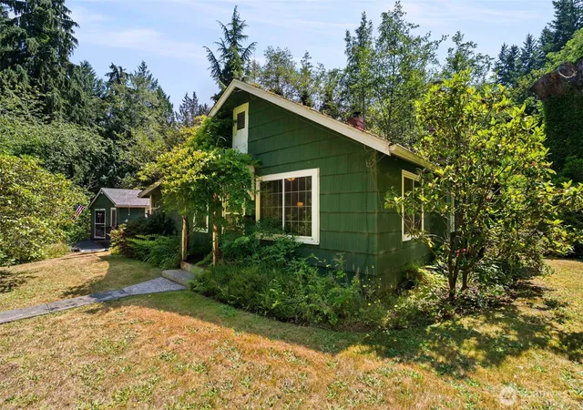 Photo 2 of Single family home for sale at 10345 Seabeck Hwy Nw, Bremerton, WA 98312 | MLS# NWM2560655 | Listing updated on 2026-09-23