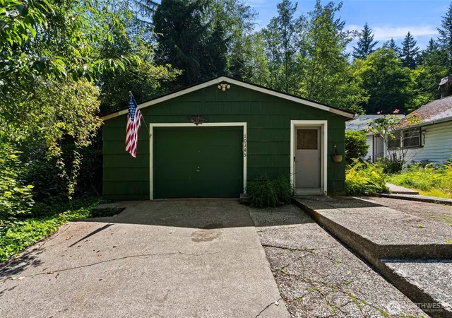 Photo 3 of Single family home for sale at 10345 Seabeck Hwy Nw, Bremerton, WA 98312 | MLS# NWM2560655 | Listing updated on 2026-09-23