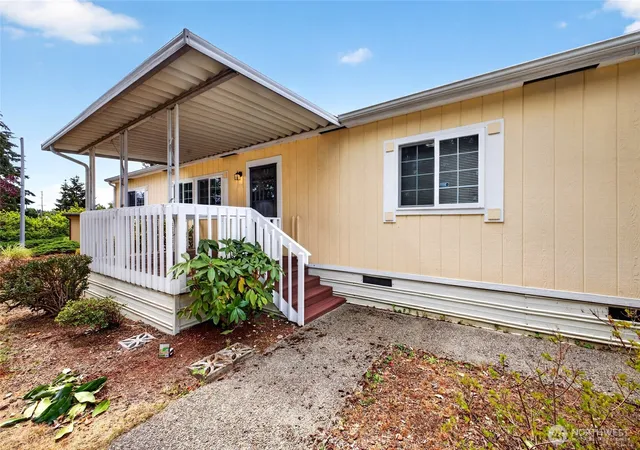 Photo 2 of Manufactured home for sale at 10110 192nd Street Ct E #66, Graham, WA 98338 | MLS# NWM2560663 | Listing updated on 2026-09-25