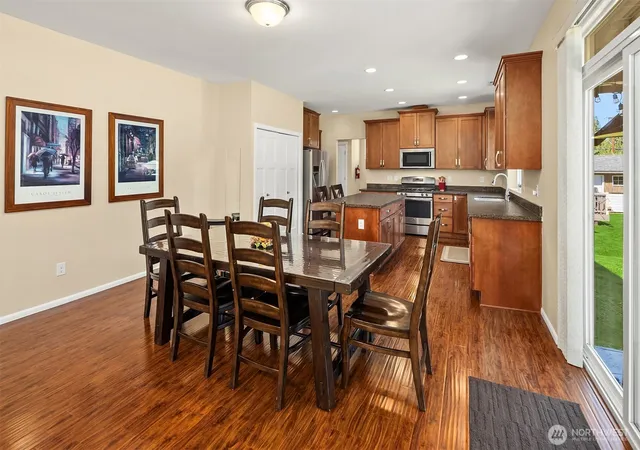 Photo 3 of Single family home for sale at 26 Meadow Pl Se, Everett, WA 98208 | MLS# NWM2560664 | Listing updated on 2026-09-23