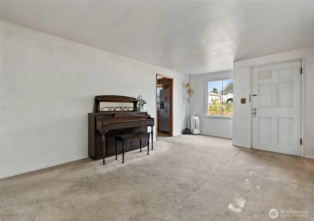 Photo 3 of Sale Pending at 16639 35th Avenue S, Sea Tac, WA 98188 | MLS# NWM2560671 | Listing updated on 2026-09-27