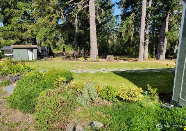 Photo 3 of Manufactured home for sale at 190 E Rasor Pl, Belfair, WA 98528 | MLS# NWM2560683 | Listing updated on 2026-09-26