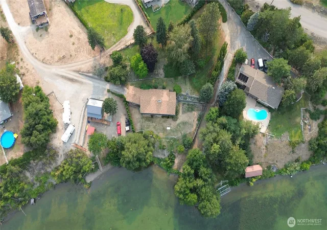 Photo 2 of Single family home for sale at 74 Westlake, Oroville, WA 98844 | MLS# NWM2560694 | Listing updated on 2026-09-23