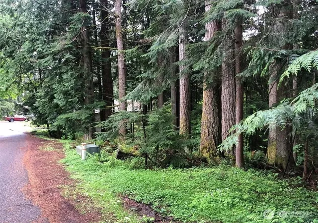 Photo 2 of Land for sale at 8 Oakcrest Cir, Bellingham, WA 98229 | MLS# NWM2560722 | Listing updated on 2026-09-23