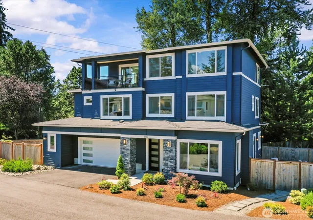 Photo 1 of Single family home for sale at 1719 163rd Court Ne, Bellevue, WA 98008 | MLS# NWM2560739 | Listing updated on 2026-09-29