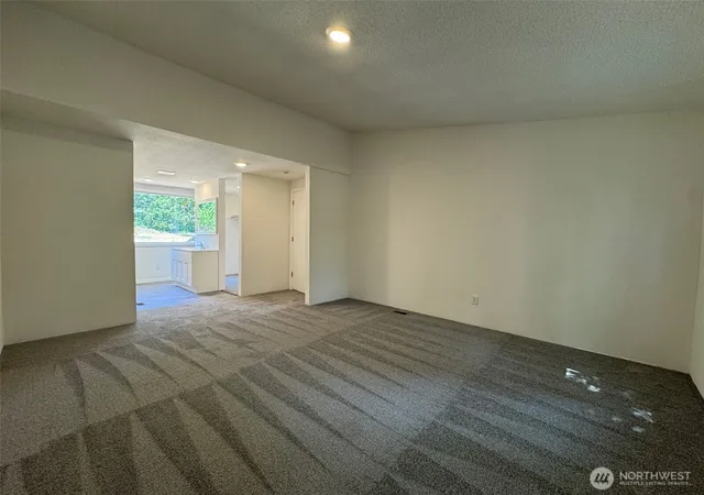 Photo 2 of Manufactured home for sale at 206 Tara Ln, Vader, WA 98593 | MLS# NWM2560744 | Listing updated on 2026-09-23