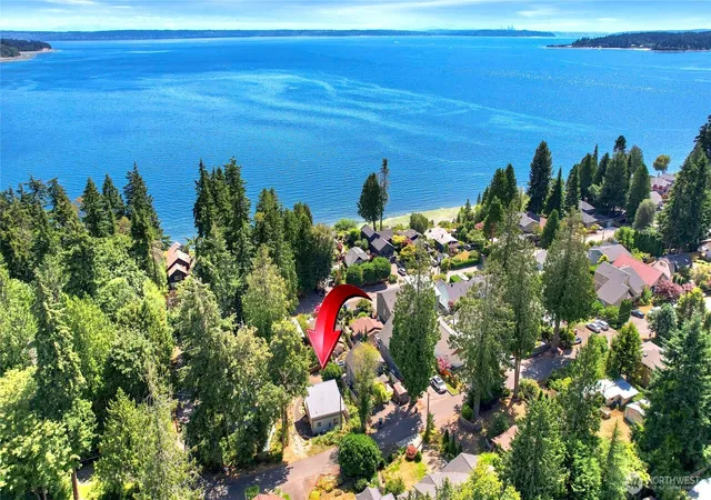 Photo 2 of Sale Pending at 7237 Ne Winfred St, Suquamish, WA 98392 | MLS# NWM2560790 | Listing updated on 2026-09-25