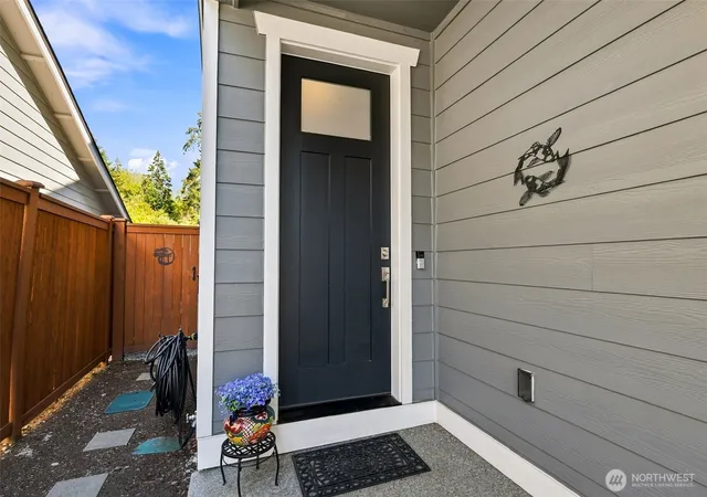 Photo 2 of Single family home for sale at 5612 Reef Ln Ne, Olympia, WA 98516 | MLS# NWM2560809 | Listing updated on 2026-10-02