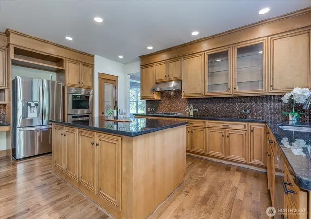 Photo 3 of Single family home for sale at 11838 SE 290th Place, Auburn, WA 98092 | MLS# NWM2560822 | Listing updated on 2026-10-08