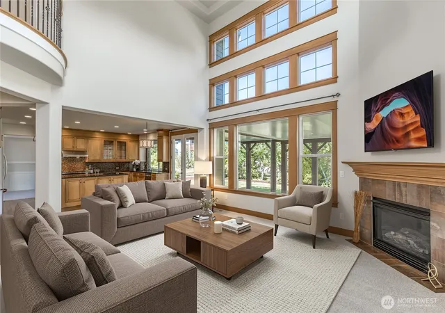 Photo 2 of Single family home for sale at 11838 SE 290th Place, Auburn, WA 98092 | MLS# NWM2560822 | Listing updated on 2026-10-08