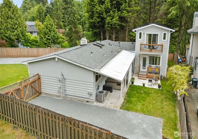 Photo 3 of Sale Pending at 14009 13th Avenue Sw, Burien, WA 98166 | MLS# NWM2560827 | Listing updated on 2026-09-25