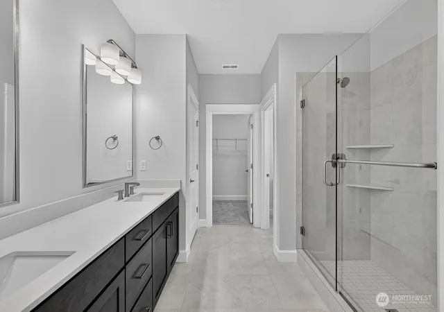 Photo 3 of Single family home for sale at 2715 Bowthorpe St SE, Olympia, WA 98513 | MLS# NWM2560849 | Listing updated on 2026-10-02