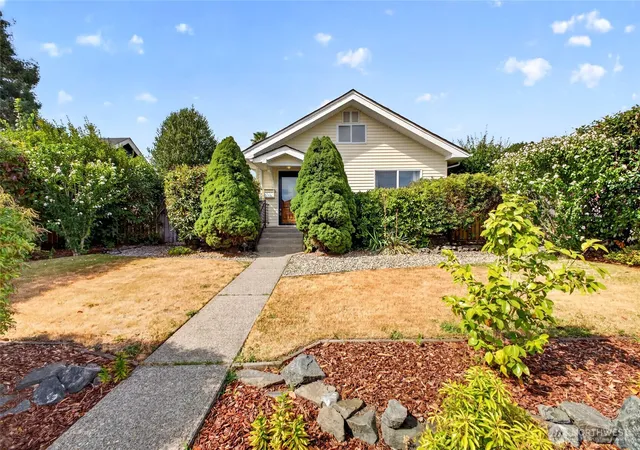 Photo 1 of Single family home for sale at 4605 6th Avenue, Tacoma, WA 98406 | MLS# NWM2560866 | Listing updated on 2026-10-01