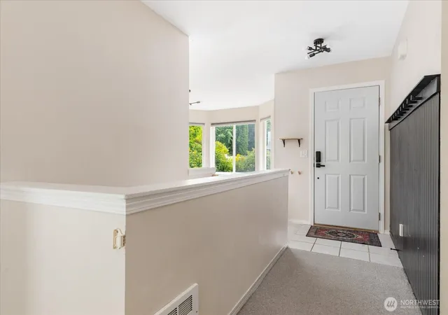 Photo 4 of Single family home for sale at 4361 Shadowood Dr, Clinton, WA 98236 | MLS# NWM2560879 | Listing updated on 2026-09-23