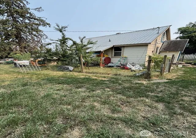 Photo 3 of Single family home for sale at 54 N Adams St, Republic, WA 99166 | MLS# NWM2560888 | Listing updated on 2026-09-23