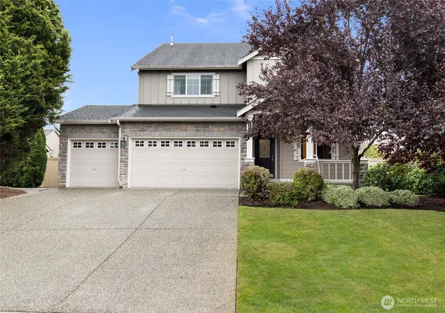 Photo 3 of Single family home for sale at 28517 70th Drive Nw, Stanwood, WA 98292 | MLS# NWM2560890 | Listing updated on 2026-09-25