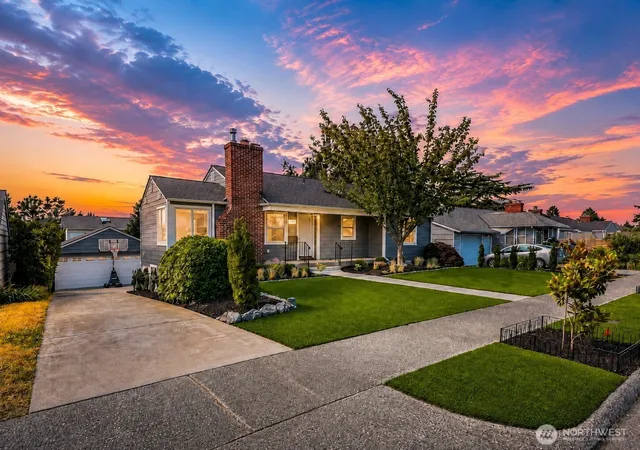 Photo 1 of Single family home for sale at 5717 59th Avenue Ne, Seattle, WA 98105 | MLS# NWM2560902 | Listing updated on 2026-10-07