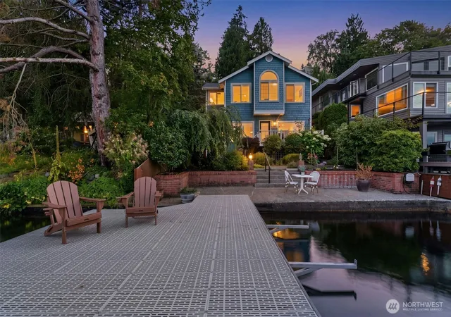 Photo 1 of Single family home for sale at 11728 Riviera Pl Ne, Seattle, WA 98125 | MLS# NWM2560921 | Listing updated on 2026-10-20