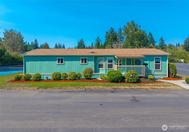 Photo 3 of Manufactured home for sale at 6741 Scorpio Ln NE #90, Bremerton, WA 98311 | MLS# NWM2560958 | Listing updated on 2026-09-23