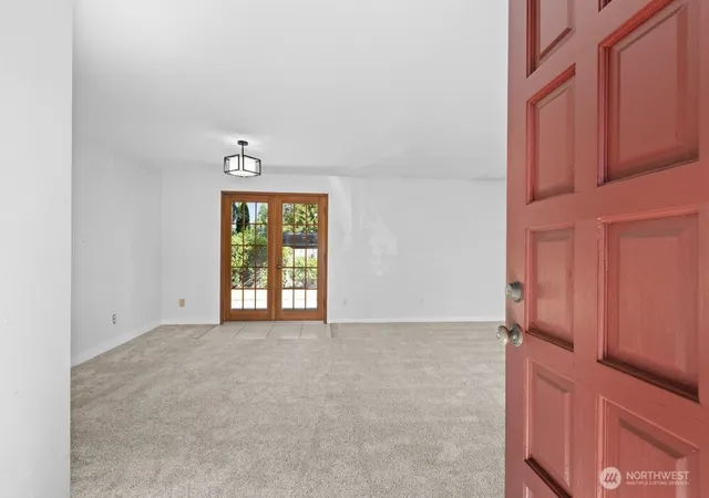 Photo 3 of Single family home for sale at 33554 36th Avenue Sw, Federal Way, WA 98023 | MLS# NWM2560993 | Listing updated on 2026-09-23