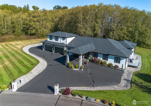 Photo 2 of Mansion for sale at 8660 Drayton View Ln, Blaine, WA 98230 | MLS# NWM2561000 | Listing updated on 2026-09-19
