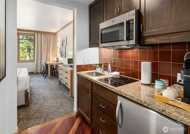 Photo 3 of Condo for sale at 3600 Suncadia Trl #4014, Cle Elum, WA 98922 | MLS# NWM2561018 | Listing updated on 2026-09-23