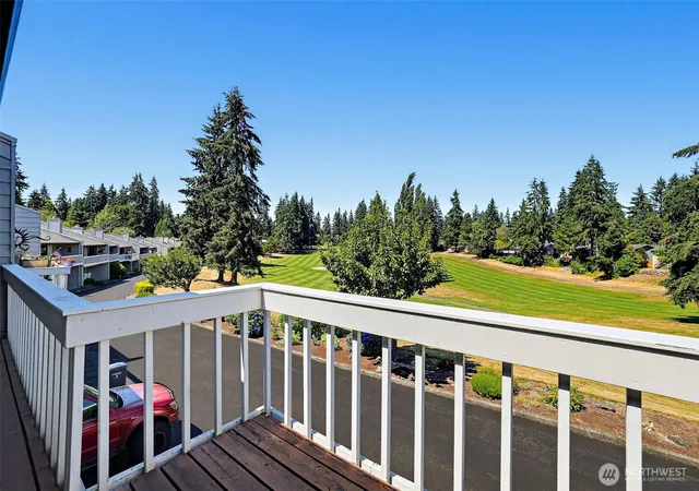 Photo 3 of Townhouse for sale at 2748 Sw 327th Street #C15, Federal Way, WA 98023 | MLS# NWM2561037 | Listing updated on 2026-10-01