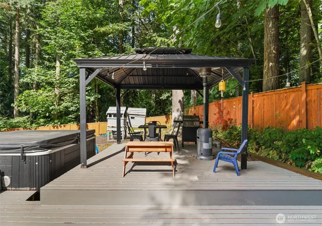 Photo 3 of Single family home for sale at 5021 277th Avenue NE, Redmond, WA 98053 | MLS# NWM2561040 | Listing updated on 2026-09-29