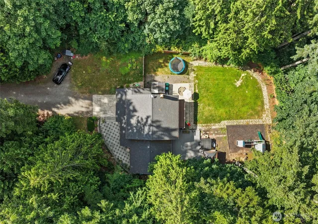 Photo 4 of Single family home for sale at 5021 277th Avenue NE, Redmond, WA 98053 | MLS# NWM2561040 | Listing updated on 2026-09-29