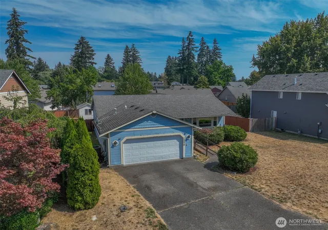 Photo 3 of Single family home for sale at 15628 92Nd Wy Se, Yelm, WA 98597 | MLS# NWM2561075 | Listing updated on 2026-09-23