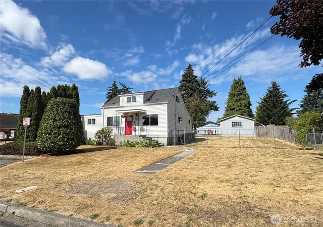 Photo 2 of Single family home for sale at 6530 S G St, Tacoma, WA 98408 | MLS# NWM2561087 | Listing updated on 2026-10-01