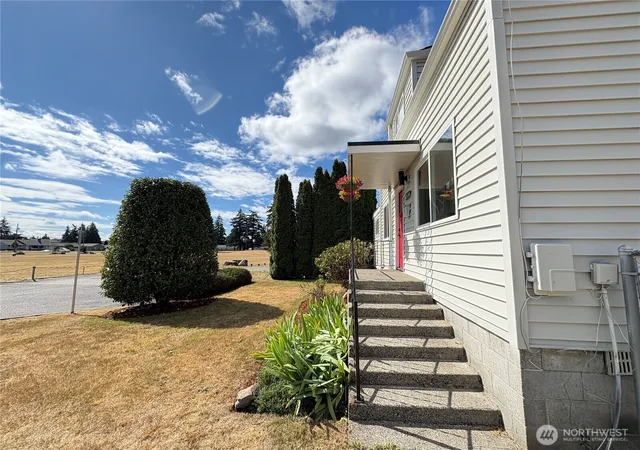 Photo 3 of Single family home for sale at 6530 S G St, Tacoma, WA 98408 | MLS# NWM2561087 | Listing updated on 2026-10-01