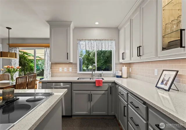 Photo 4 of Sale Pending at 15015 103rd Street E, Puyallup, WA 98374 | MLS# NWM2561092 | Listing updated on 2026-08-12
